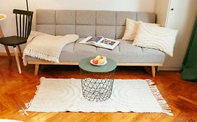 Chmielna - 250m od Złotych Tarasów, 350m od Dworca Centralnego - Wifi - Smart TV 55 cali - Better Rental